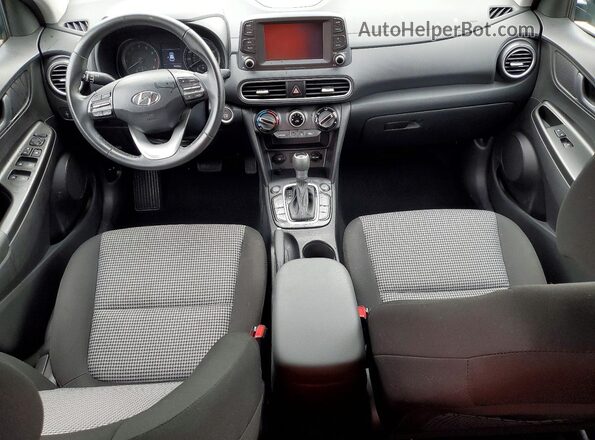 KM8K2CAA8MU601128 2021 HYUNDAI KONA Gray Widok deski rozdzielczej