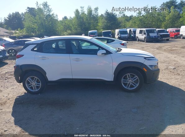 KM8K2CAB2NU807846 2022 HYUNDAI KONA White უკანა სალონის ხედი