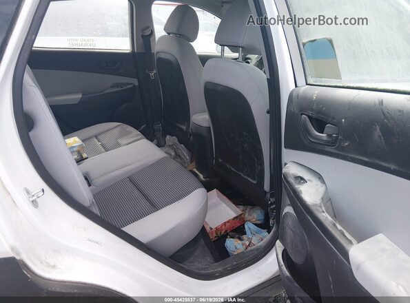 KM8K2CAB7NU830121 2022 HYUNDAI KONA White Widok zestawu wskaźników
