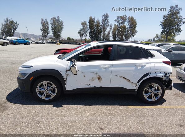 KM8K32AB3NU765405 2022 HYUNDAI KONA White Vista interior de 360 grados