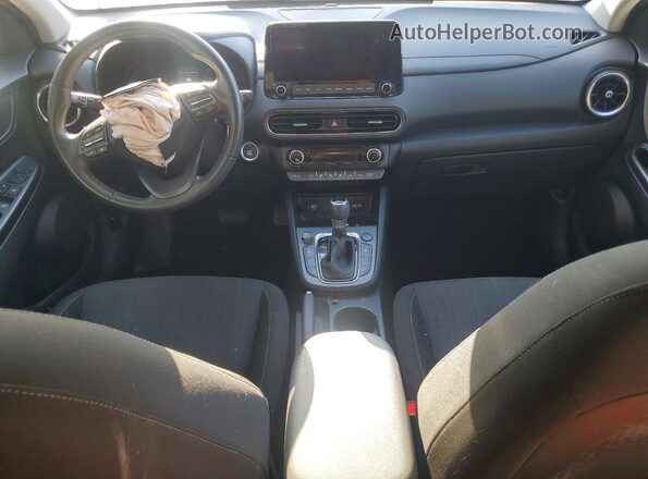 KM8K32AB6PU973779 2023 HYUNDAI KONA Белый Вид панели приборов