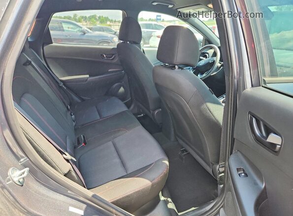 KM8K33A37NU801028 2022 HYUNDAI KONA Gray უკანა სალონის ხედი