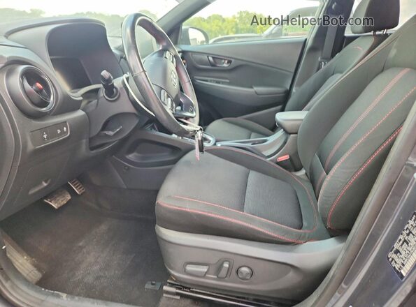 KM8K33A37NU801028 2022 HYUNDAI KONA Gray წინა სალონის ხედი