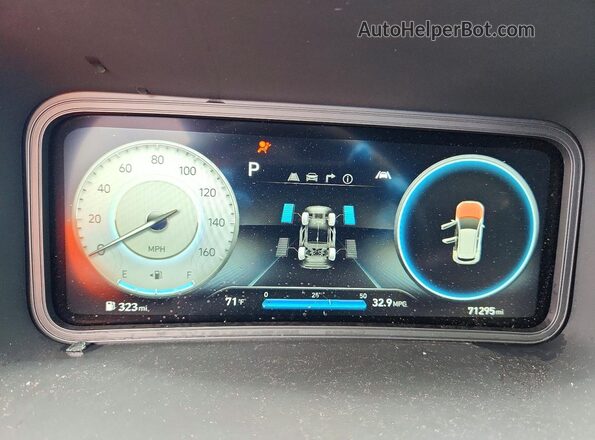 KM8K3CA31NU851777 2022 HYUNDAI KONA White ხელსაწყოთა პანელის ხედი
