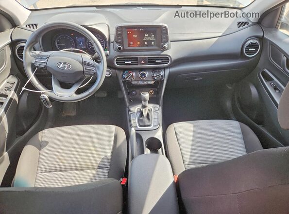 KM8K3CA59LU481239 2020 HYUNDAI KONA White Առջևի վահանակի տեսք
