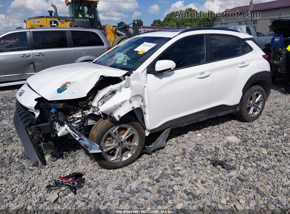 KM8K3CAB2NU913811 2022 HYUNDAI KONA Белый Передняя левая четверть