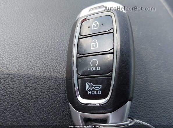 KM8K3CAB2NU913811 2022 HYUNDAI KONA Белый Вид панели приборов