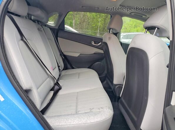 KM8K3CAB3NU917804 2022 HYUNDAI KONA Синий Вид задней части салона