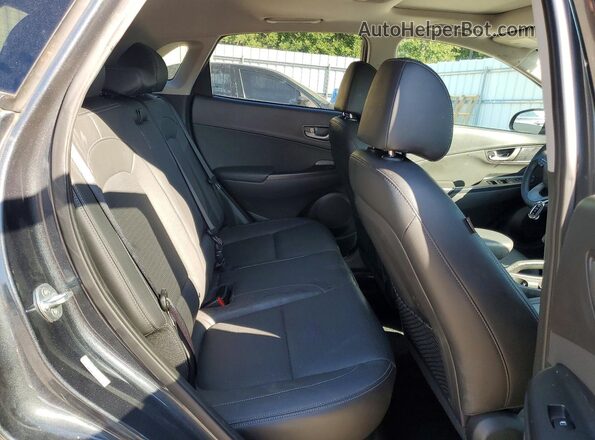 KM8K53A53JU071382 2018 HYUNDAI KONA Charcoal Вид задньої частини салону