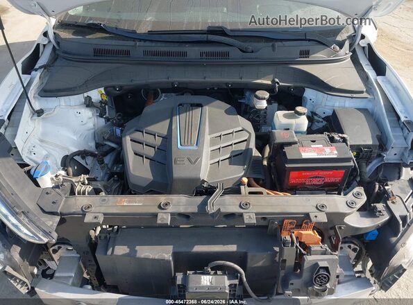 KM8K53AG6MU130091 2021 HYUNDAI KONA ELECTRIC White Вид ззаду