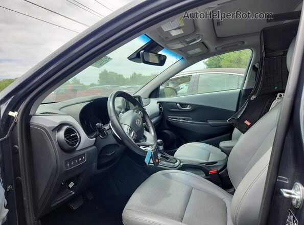 KM8K5CA50MU730331 2021 HYUNDAI KONA Gray Սալոնի դիմացի տեսք