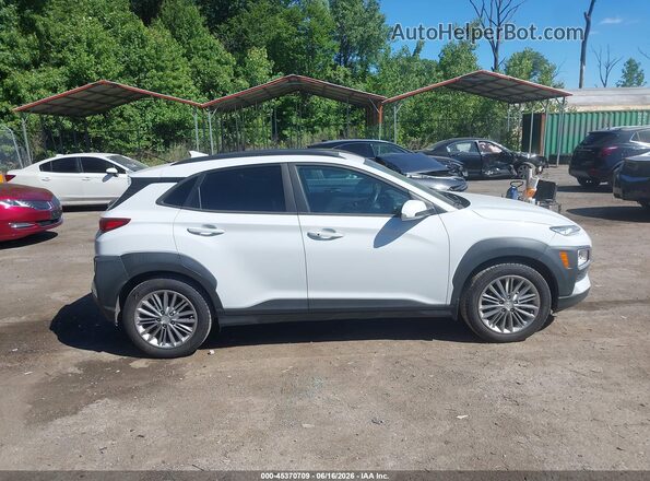KM8K62AA4LU547887 2020 HYUNDAI KONA White Widok wnętrza z tyłu