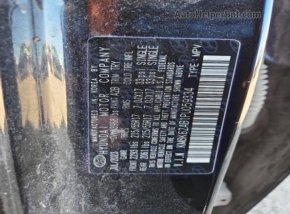 KM8K62AB1PU059334 2023 HYUNDAI KONA Black VIN կոդի պիտակի տեսք