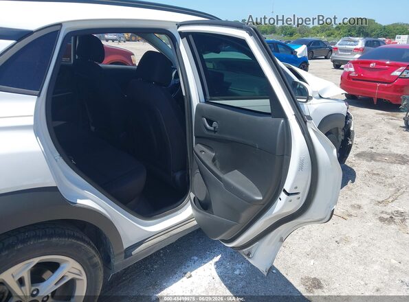 KM8K62AB5NU910970 2022 HYUNDAI KONA White Widok naklejki z numerem VIN