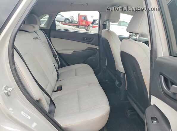 KM8K62AB8PU980353 2023 HYUNDAI KONA Gray Rear interior view