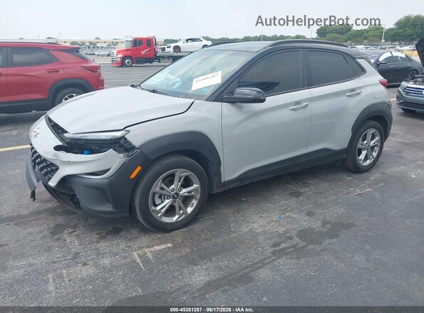 KM8K62AB9PU006137 2023 HYUNDAI KONA Gray წინა მარცხენა ხედი სამი მეოთხედიდან