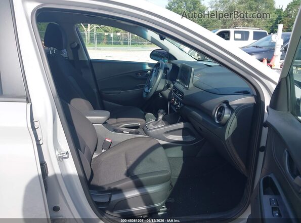 KM8K62AB9PU980197 2023 HYUNDAI KONA Gray Widok wnętrza z przodu