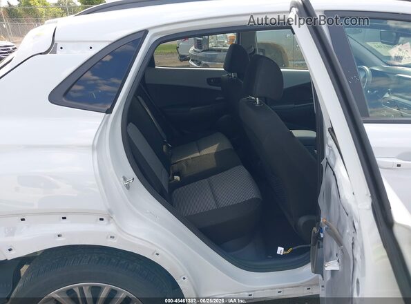 KM8K6CAA0LU521180 2020 HYUNDAI KONA White VIN კოდის სტიკერის ხედი