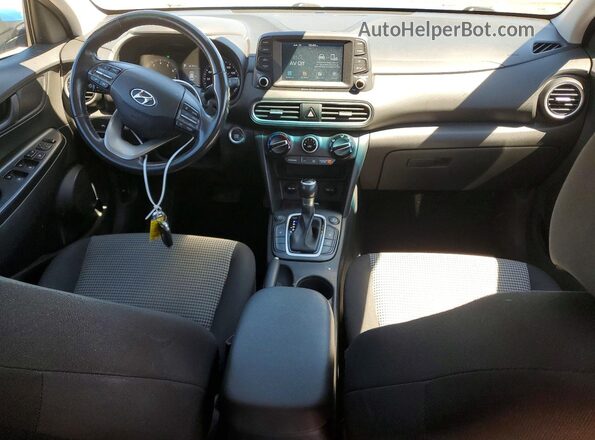 KM8K6CAA4JU181528 2018 HYUNDAI KONA Blue Вид панелі приладів