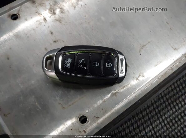 KM8K6CAA6MU677578 2021 HYUNDAI KONA Red Vista del salpicadero