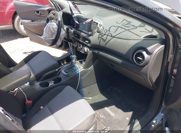 KM8K6CAA6MU683395 2021 HYUNDAI KONA Gray Vista interior delantera