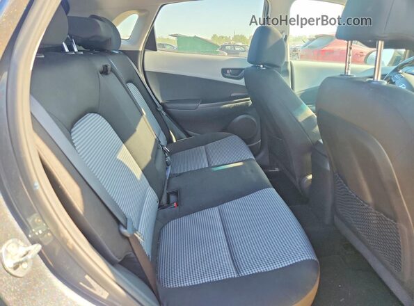 KM8K6CAA9MU614698 2021 HYUNDAI KONA Gray Vista interior trasera