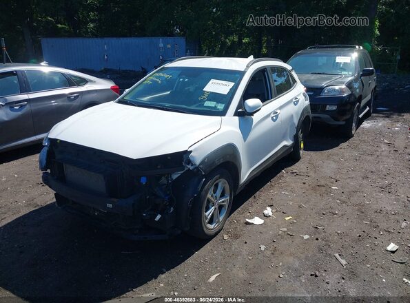 KM8K6CAB0PU978697 2023 HYUNDAI KONA Белый Передняя левая четверть