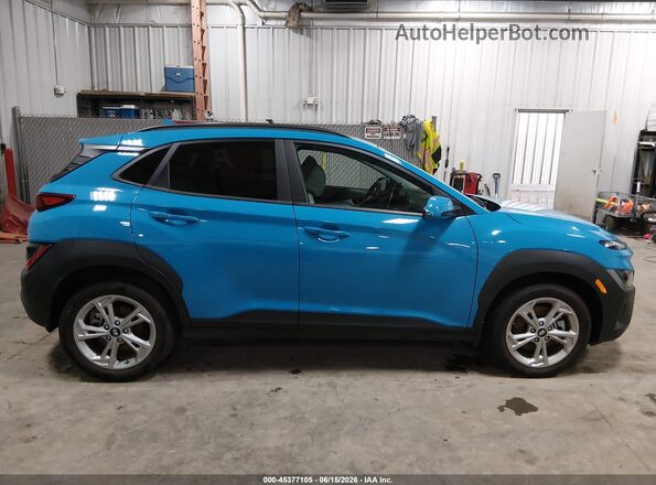 KM8K6CAB1PU976375 2023 HYUNDAI KONA Blue Vista interior trasera