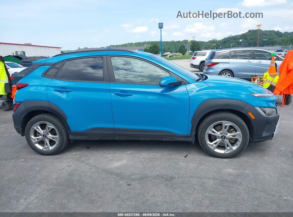 KM8K6CAB5NU807019 2022 HYUNDAI KONA Light Blue Widok wnętrza z tyłu
