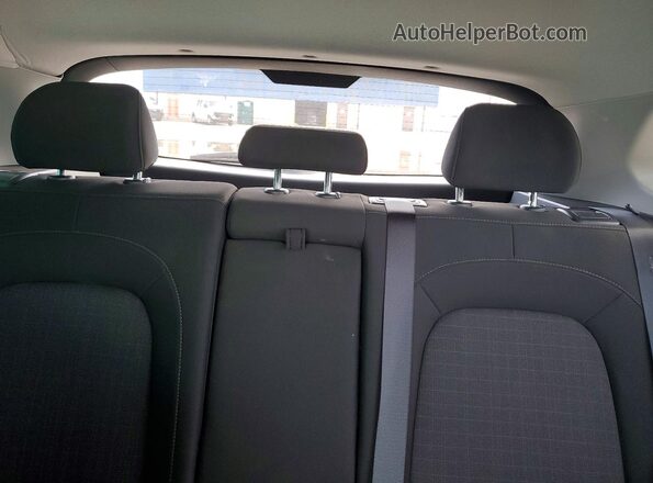 KM8K6CAB8NU914906 2022 HYUNDAI KONA Silver Vista de los asientos traseros