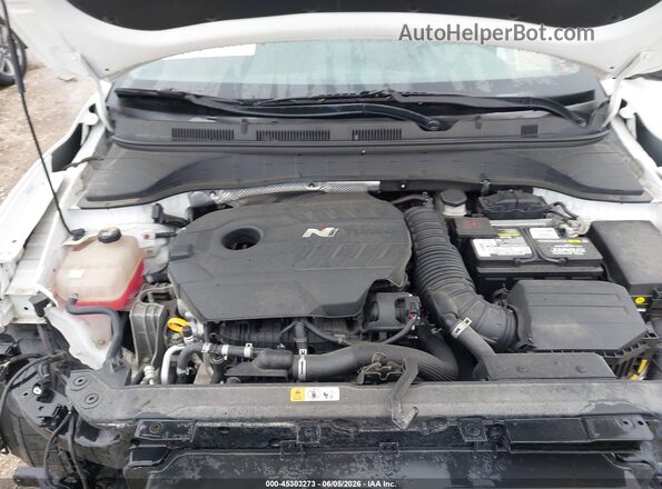KM8KH3AC3PU005994 2023 HYUNDAI KONA N White Widok z tyłu