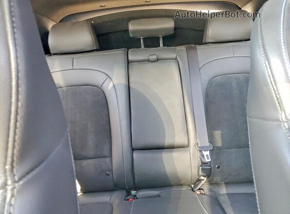 KM8KH3AC6NU001841 2022 HYUNDAI KONA White Vista de los asientos traseros