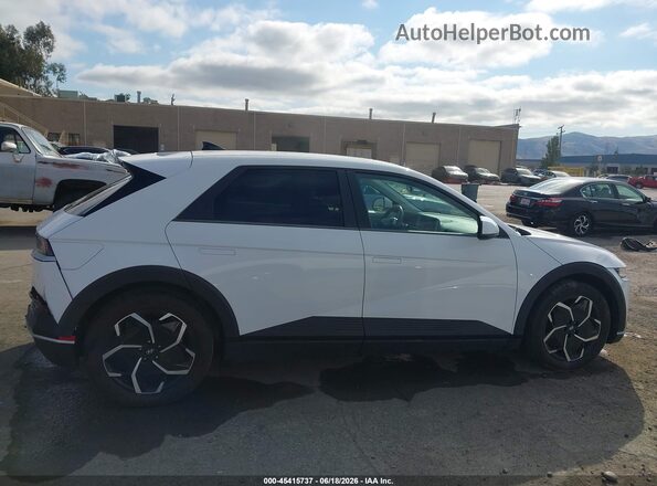 KM8KM4AE0NU053047 2022 HYUNDAI IONIQ 5 White Սալոնի հետևի տեսք