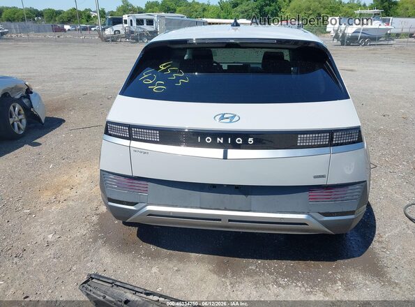 KM8KMDAF2NU096703 2022 HYUNDAI IONIQ 5 Silver 