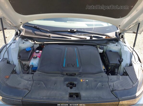 KM8KMDAF2NU096703 2022 HYUNDAI IONIQ 5 Silver Rear view