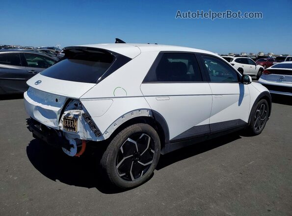KM8KMDAF3NU077075 2022 HYUNDAI IONIQ White 