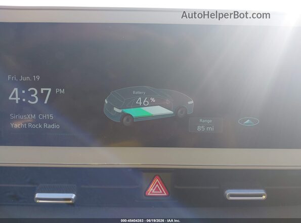 KM8KMDAF5NU106446 2022 HYUNDAI IONIQ 5 White 