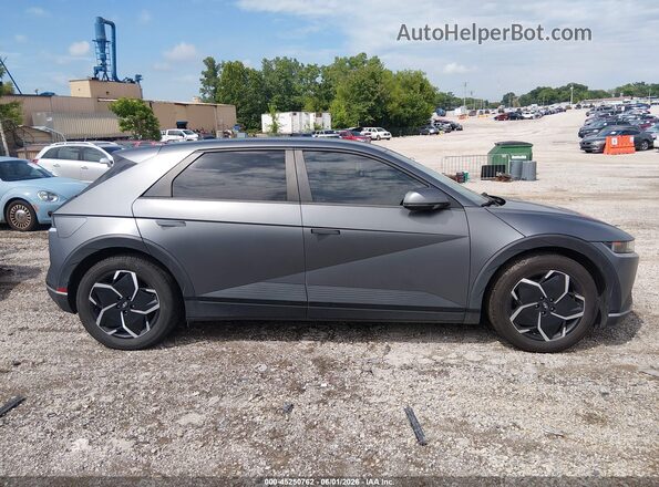 KM8KN4AE2NU066640 2022 HYUNDAI IONIQ 5 Gray Rear interior view
