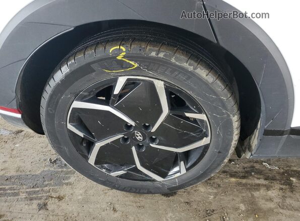 KM8KNDAF0PU216787 2023 HYUNDAI IONIQ White 