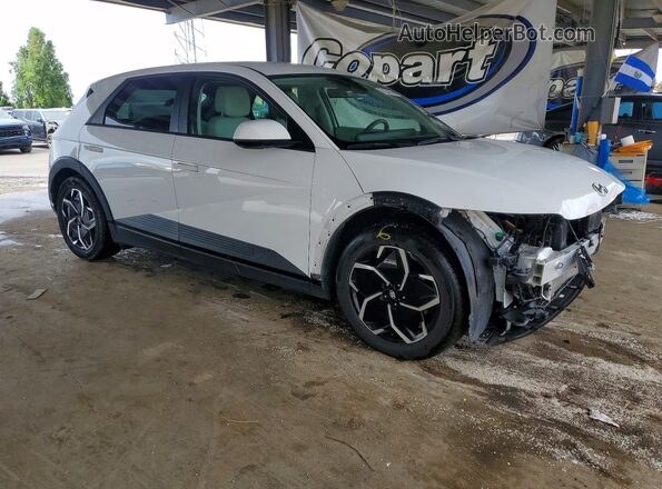 KM8KNDAF0PU216787 2023 HYUNDAI IONIQ White Передня права чверть