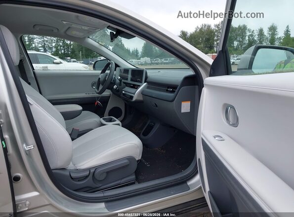 KM8KNDAF2PU215625 2023 HYUNDAI IONIQ 5 Silver წინა სალონის ხედი