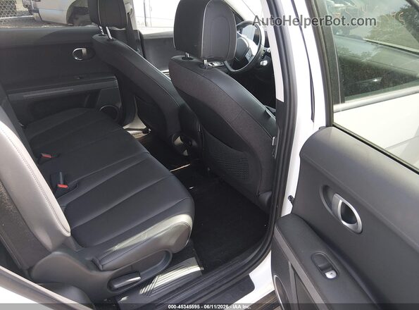 KM8KNDAF9PU181957 2023 HYUNDAI IONIQ 5 White Vista de la etiqueta del VIN