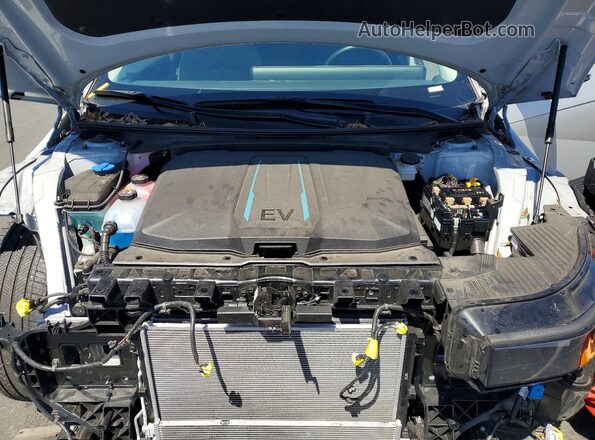KM8KNDAFXPU176945 2023 HYUNDAI IONIQ Silver Вид підкапотного простору