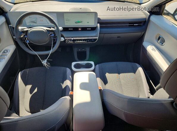 KM8KNDDFXRU246667 2024 HYUNDAI IONIQ White Widok deski rozdzielczej