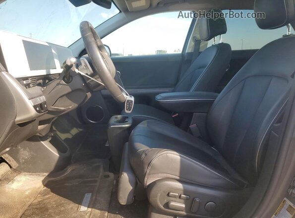 KM8KRDAF0PU217362 2023 HYUNDAI IONIQ Gray Front interior view