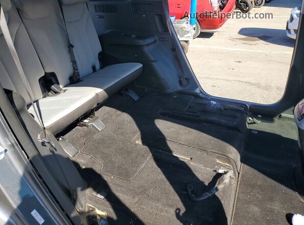 KM8R34HEXLU132245 2020 HYUNDAI PALISADE Charcoal Widok wnętrza z tyłu