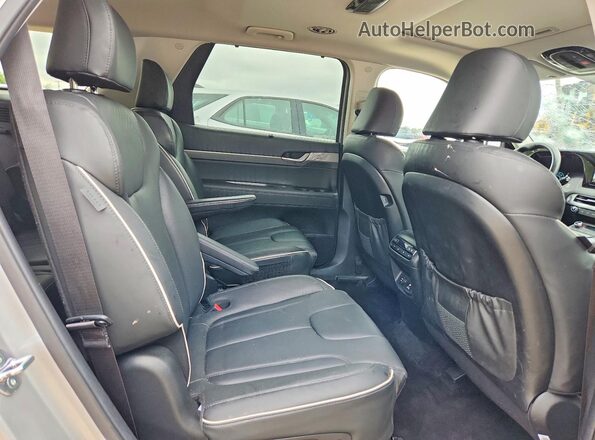 KM8R44GE2RU804662 2024 HYUNDAI PALISADE Silver Widok wnętrza z tyłu
