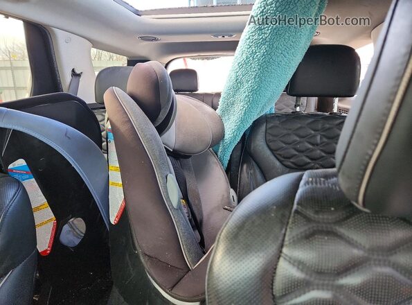 KM8R5DHEXMU208140 2021 HYUNDAI PALISADE Burgundy Rear seats view
