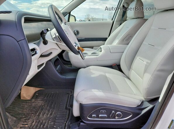 KM8RMESA9TU056378 2026 HYUNDAI PALISADE White Вид салону спереду