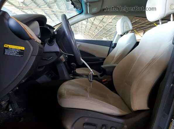 KM8SM4HF3GU155220 2016 HYUNDAI SANTA Charcoal Սալոնի դիմացի տեսք